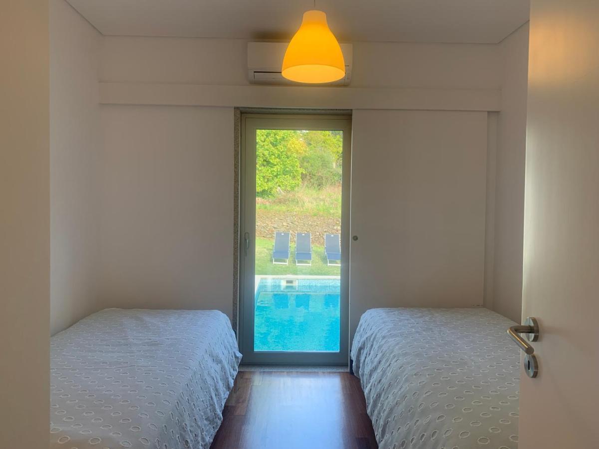 Villa Do Val Seixas - Piscina Privada Extérieur photo